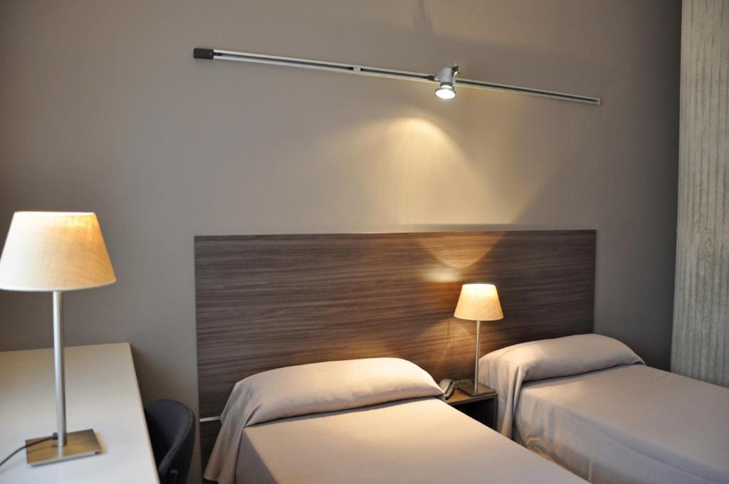 Residencia D'investigadors Auberge de jeunesse Barcelone